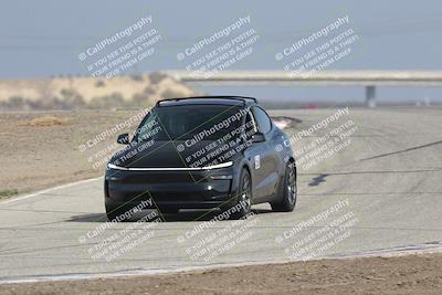 media/Oct-19-2025-Speed Ventures (Sun) [[a6e7fe67be]]/TC B/Session 2 (Outside Grapevine)/